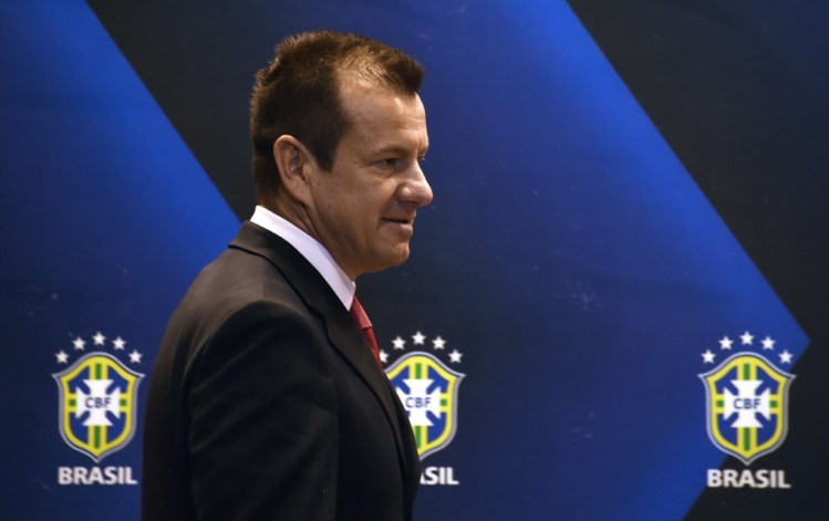 [Imagem: 863217?tp=UH&db=IMAGENS&w=749]